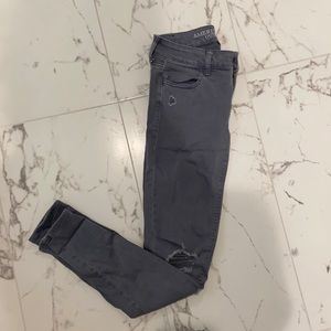 American eagle ripped super stretch jegging | size 0